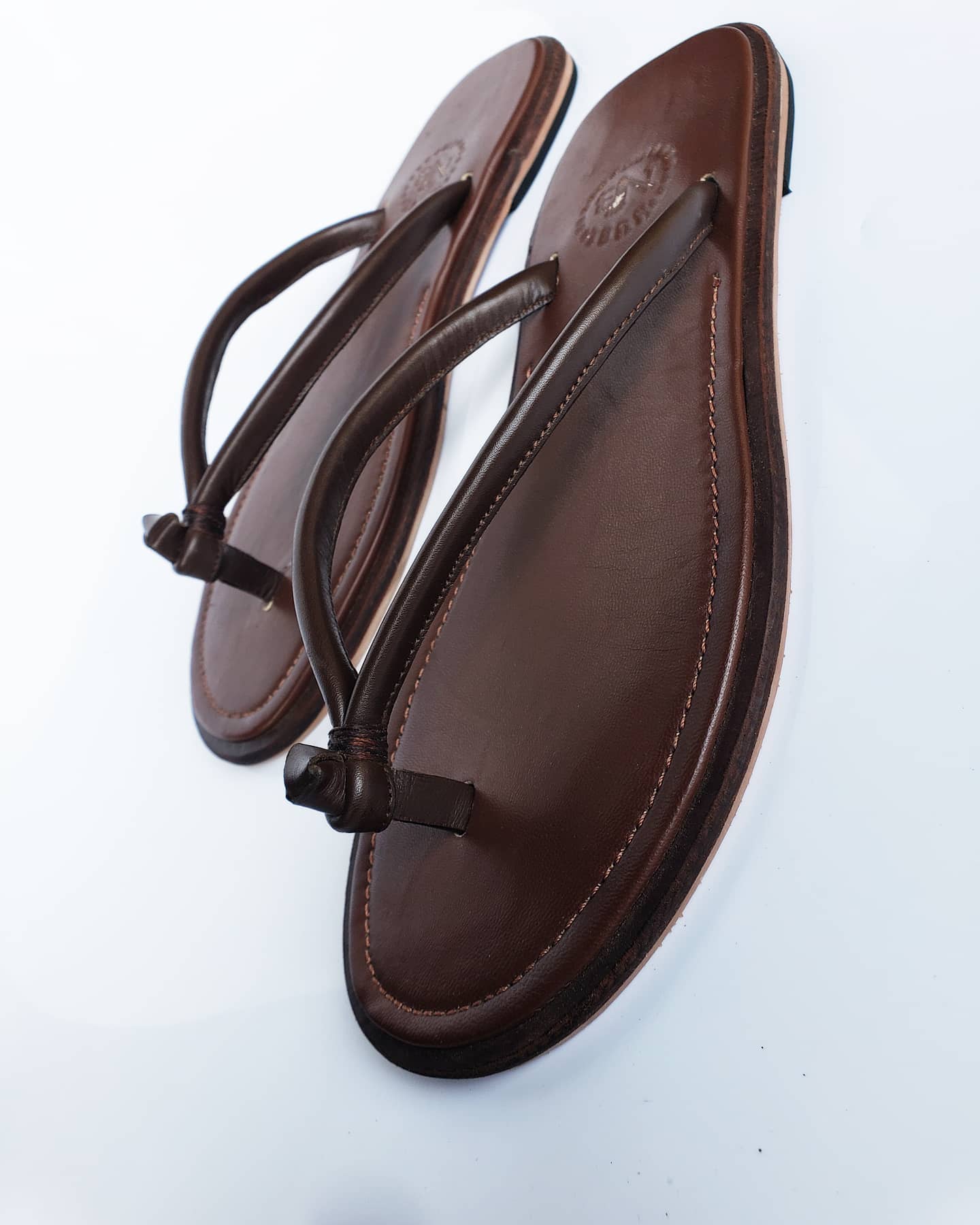 FOLAMI-BROWN-LEATHER-SLIPPERS