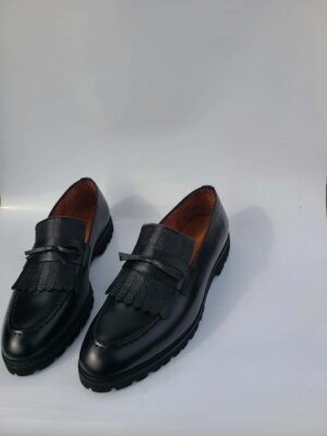 PEBBLE – GRAIN FRINGE PENNY LOAFER 1
