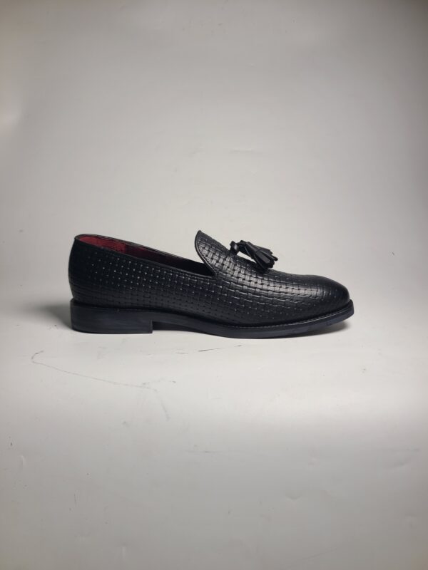 Black Embossed Leather Loafers – Textured Luxury for the Modern Gentleman